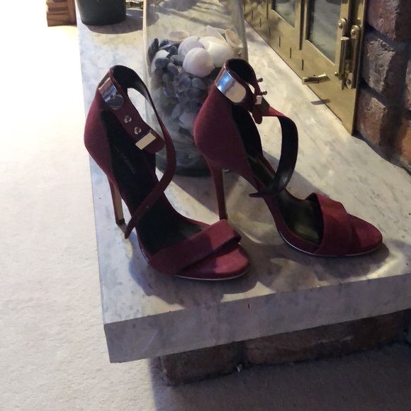 Call it Spring RED spiked heel microfibre dress shoes size 8.❤️. - Picture 4 of 7